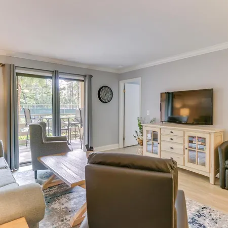 Hilton Head Condo With Balcony, Beach And Pool Access!